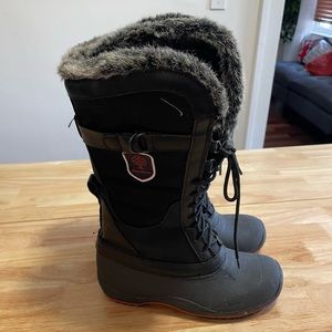 Canadiana 20 Nordie fur lined fitted boots